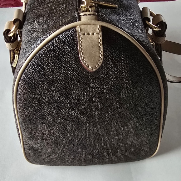 MICHAEL Michael Kors Brown/Beige Signature Coated Canvas - Picture 6 of 16